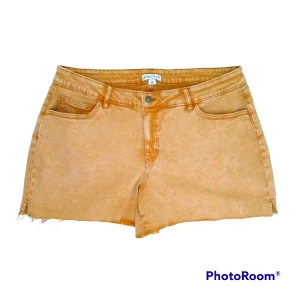 🍊 Ava & Viv Women's Raw Hem Mid Rise Midi Jean Shorts. NWOT Size 16W - Picture 2 of 11